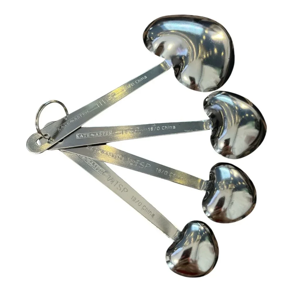 Kate Aspen Heart Measuring Spoons – Set of 4 with Uplifting Phrases – 2011 – Sta